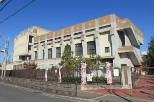 大阪市鶴見区徳庵、中古一戸建ての小学校画像です