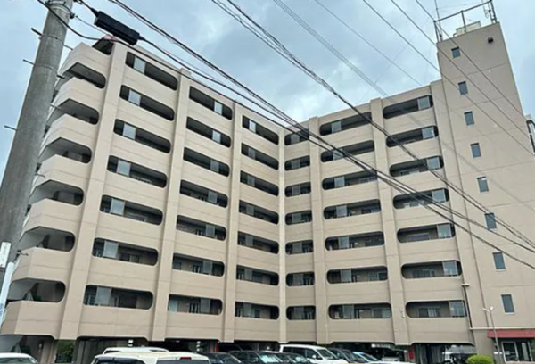 宮崎市恒久、マンションの画像です