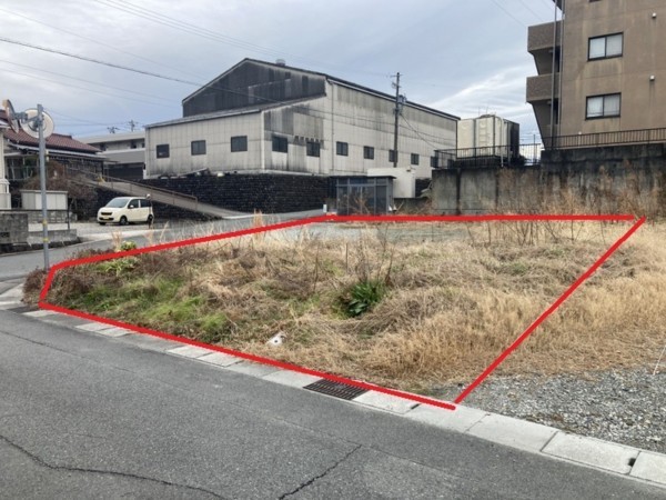 松阪市駅部田町、土地の画像です