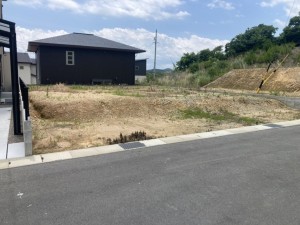 松阪市駅部田町、土地の画像です