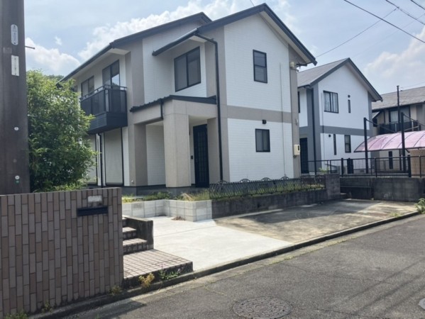 津市久居緑が丘町、中古一戸建ての画像です