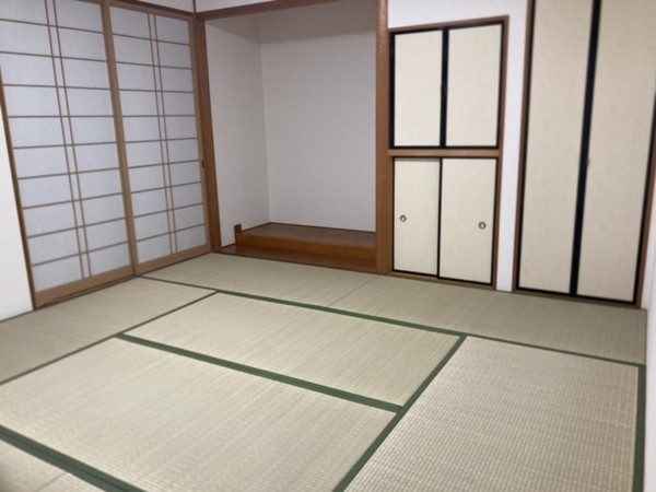 津市久居緑が丘町、中古一戸建ての画像です