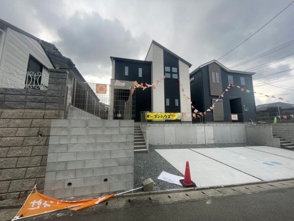 福津市東福間、新築一戸建ての画像です