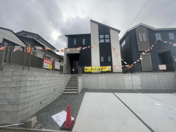 福津市東福間、新築一戸建ての画像です