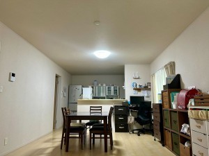 古賀市日吉、中古一戸建ての居間画像です