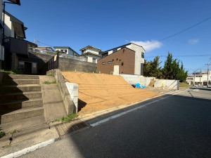 福津市福間南、土地の前面道路を含む現地写真画像です