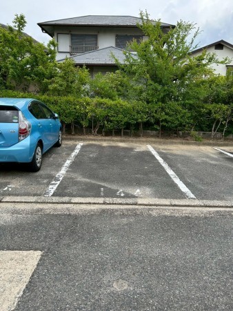 古賀市花鶴丘、マンションの駐車場画像です