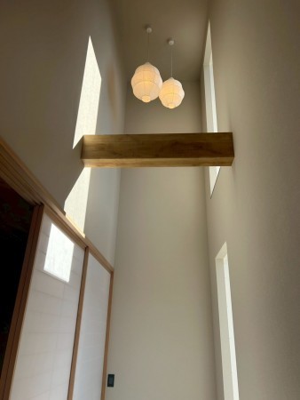 古賀市花見東、新築一戸建ての玄関画像です