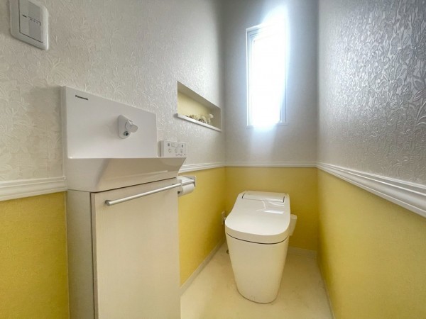 遠賀郡岡垣町、中古一戸建てのトイレ画像です