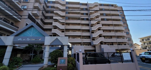 宗像市赤間、マンションの画像です