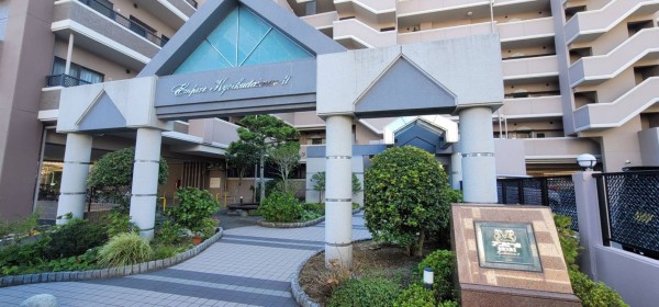 宗像市赤間、マンションの画像です