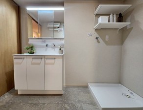 福岡市南区、マンションの画像です
