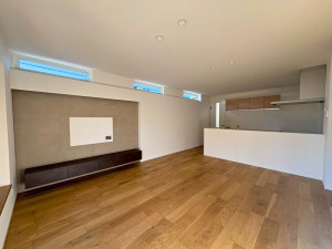 福岡市東区美和台、新築一戸建ての居間画像です