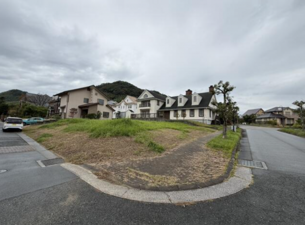 糟屋郡新宮町花立花、土地の画像です