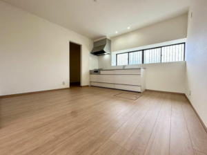 宗像市自由ケ丘、中古一戸建ての画像です