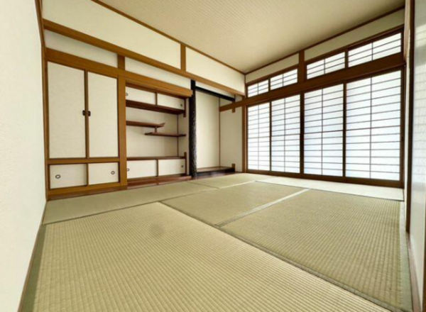 宗像市自由ケ丘、中古一戸建ての画像です