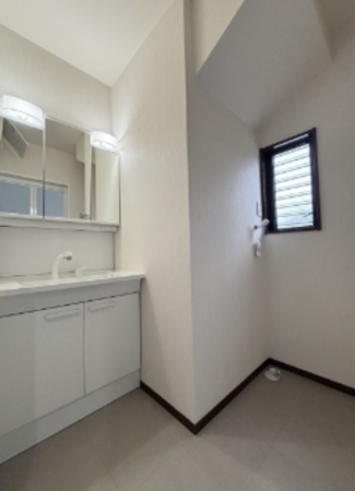 福津市東福間、中古一戸建ての画像です