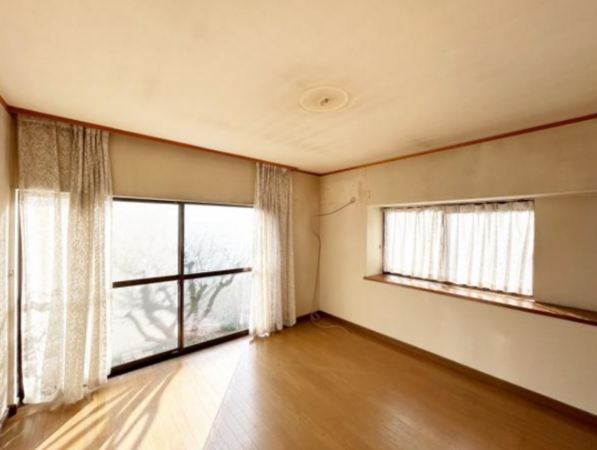 宗像市泉ケ丘、中古一戸建ての画像です