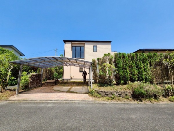 宗像市公園通り、中古一戸建ての外観画像です