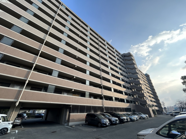 福岡市東区和白丘、マンションの画像です