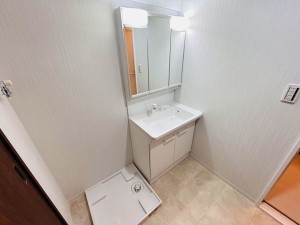 古賀市花見東、マンションの画像です