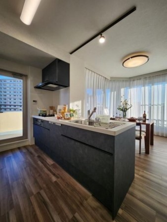 福岡市東区御島崎、マンションの画像です