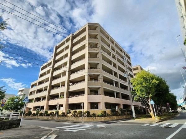 福岡市東区御島崎、マンションの画像です