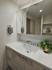 福岡市東区下原、マンションの画像です