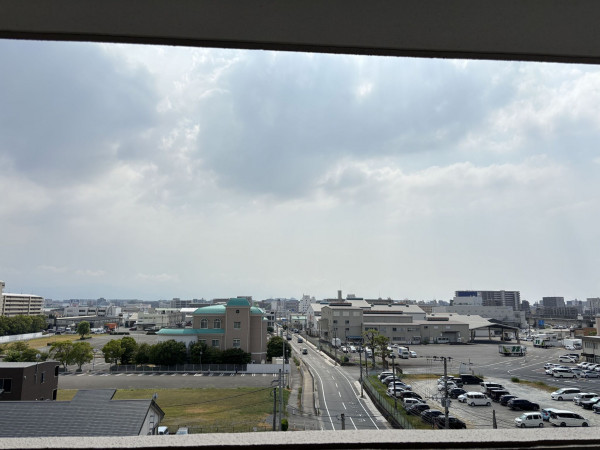 福岡市東区松田、マンションの画像です