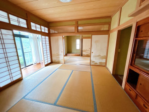 いわき市泉町滝尻、中古一戸建ての画像です