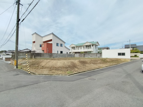 いわき市郷ケ丘、土地の画像です