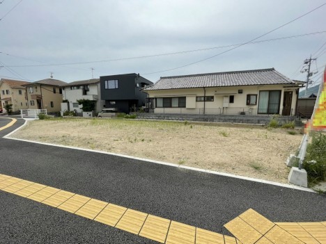 前面道路を含む現地写真