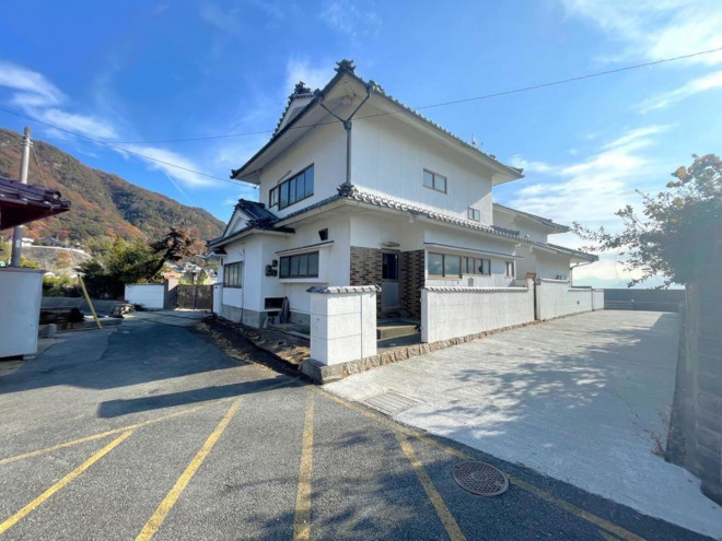 前面道路を含む現地写真