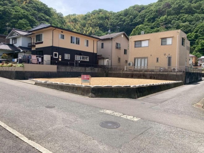 前面道路を含む現地写真