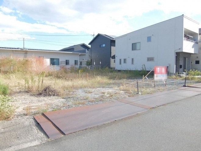 前面道路を含む現地写真