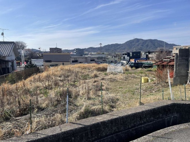 前面道路を含む現地写真