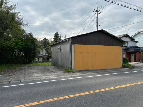 前面道路を含む現地写真