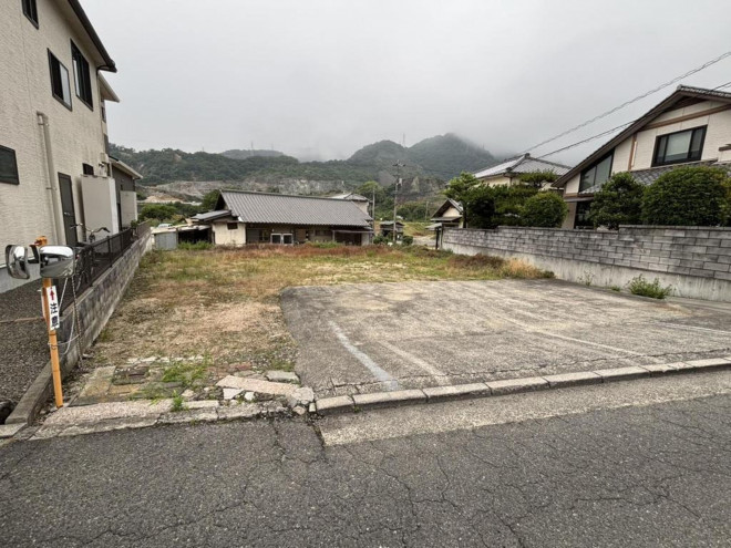 前面道路を含む現地写真