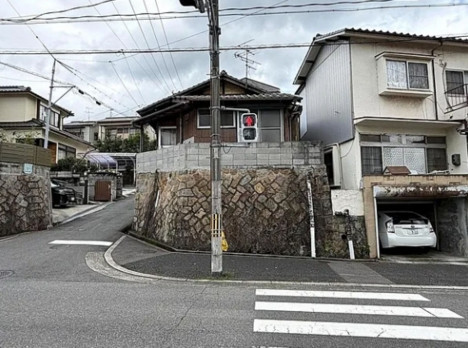 前面道路を含む現地写真