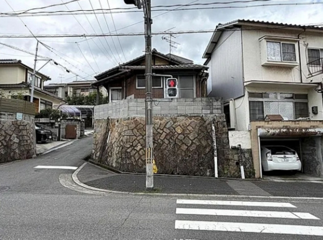 前面道路を含む現地写真