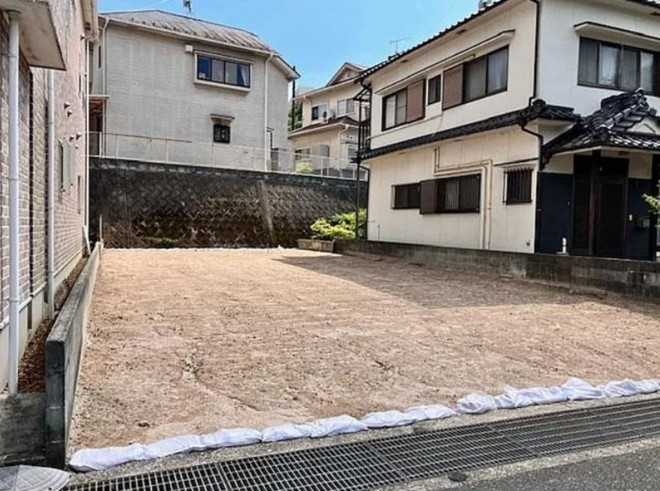 前面道路を含む現地写真