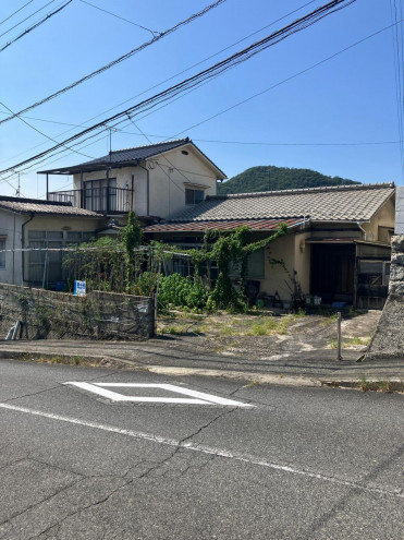 前面道路を含む現地写真