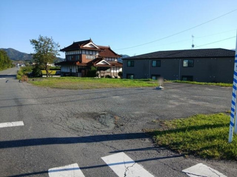 前面道路を含む現地写真