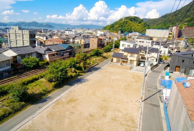 前面道路を含む現地写真