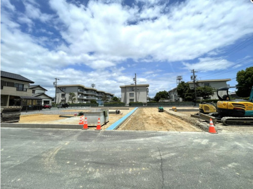 前面道路を含む現地写真