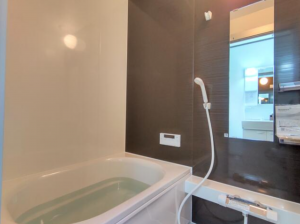 松阪市嬉野八田町、中古一戸建ての風呂画像です