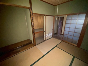 松阪市御殿山町、中古一戸建ての内装画像です