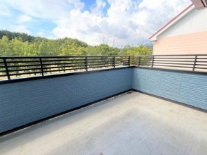 松阪市平成町、中古一戸建てのバルコニー画像です
