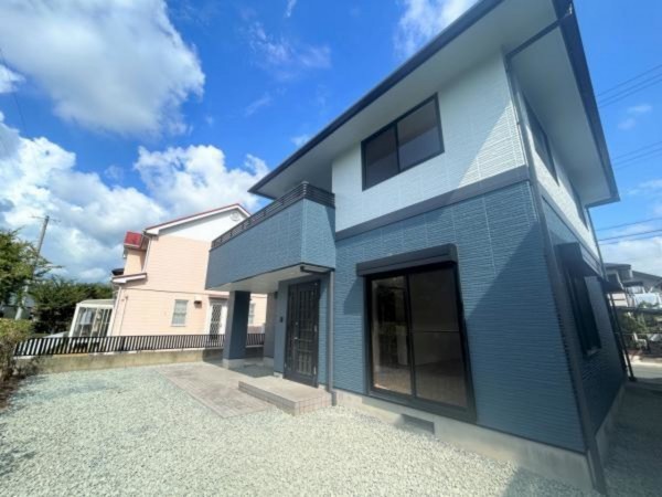松阪市平成町、中古一戸建ての外観画像です