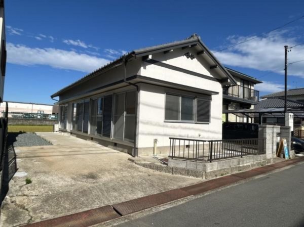 松阪市大津町、中古一戸建ての外観画像です